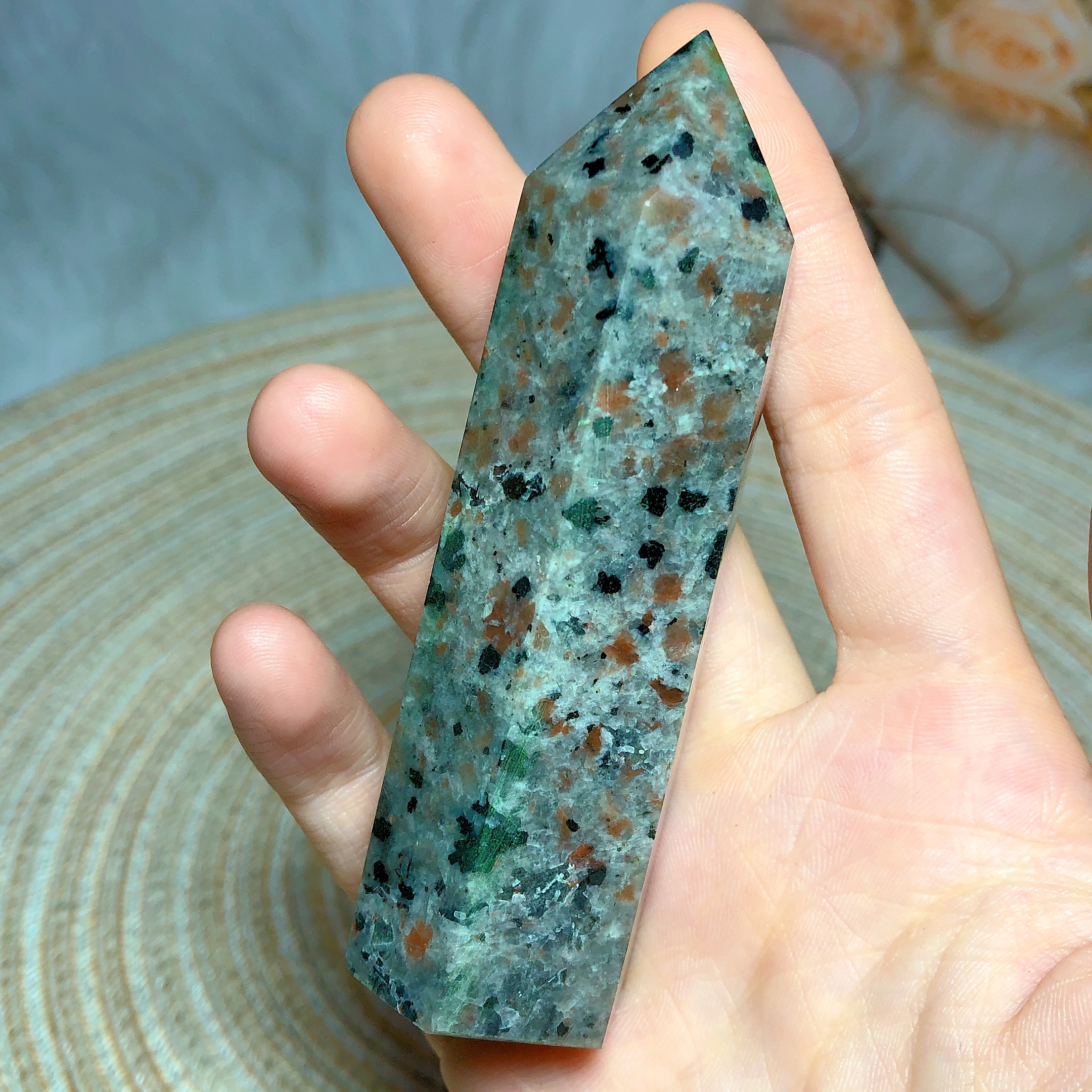 Natural Crystals Yooperlite To - Home Decor Lighting Wholesale บทวิจารณ์และราคา